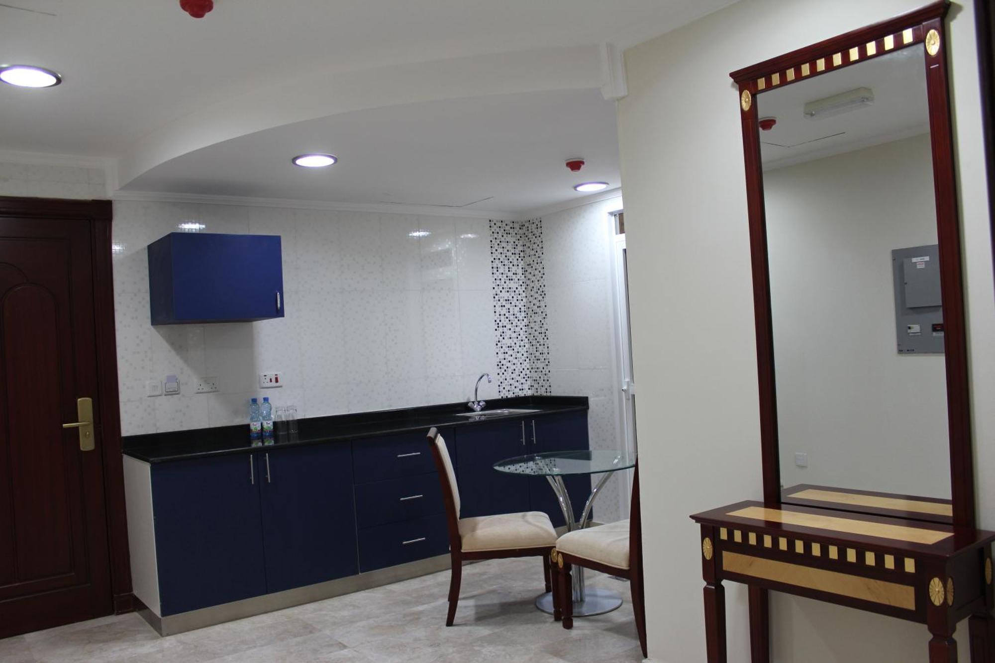 Pioneer Hotel Apartments Muscat Luaran gambar